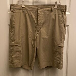 Nike Golf- men’s 36- khaki